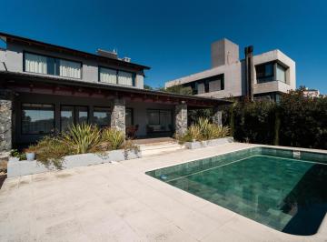 Foto · Casa de Categoría en Cinco Lomas Vistas Panorámicas