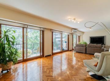 Departamento · 169m² · 4 Ambientes · 1 Cochera · Departamento Piso en Belgrano con Cochera