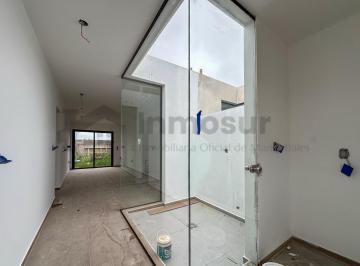 PH · 70m² · 2 Dormitorios · 1 Cochera · Duplex en Venta 2 Dorm Quebradas de Manantiales