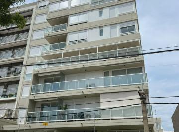 Foto · Departamento en Venta de 1 Dormitorio, a Media Cuadra de La Rambla, con Pileta, Asador y Vigilancia
