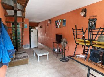 PH · 48m² · 2 Ambientes · PH en Venta - 1 Dormitorio 1 Baño - Chascomús