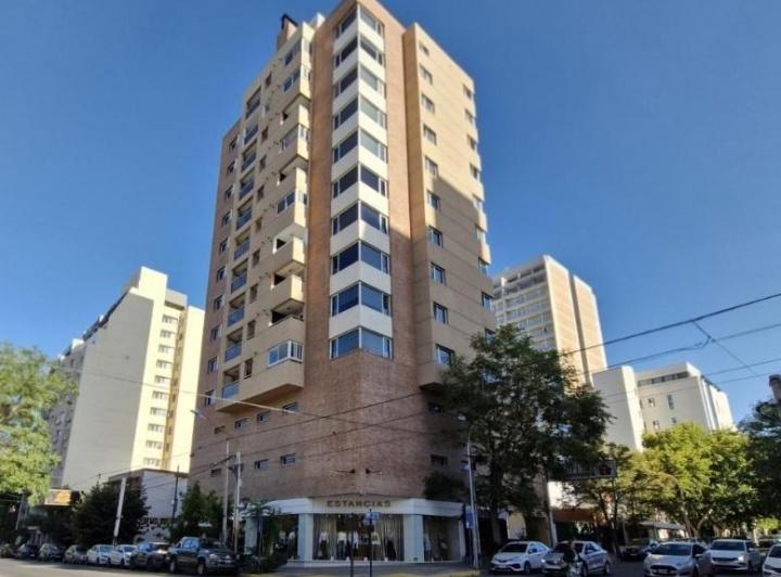 Departamento · 158m² · 4 Ambientes · 2 Cocheras