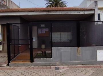 Casa de 3 ambientes, Lomas de Zamora · Casa en Venta Y/o Alquiler en Lomas