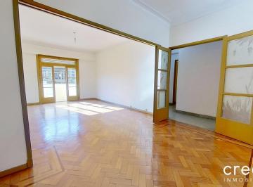 Departamento · 132m² · 4 Ambientes · Departamento Tipo PH 1° Piso por Escalera 153 m² Totales con Patio y Balcon Villa Crespo