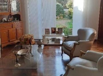 Casa de 4 ambientes, Ciudad de Mendoza · Hermosa Casa en Venta, Calle Bravo 5ta Sección.