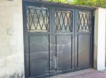 Departamento de 1 ambiente, Córdoba · Departamento con Cochera - Comodo - Planta Alta - Sin Expenas - Impuestos Compartidos