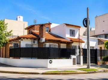 KNK-KNK-5368_2 · Casa de 3 Amb con 2 Patio y Terraza y Garage Cubierto
