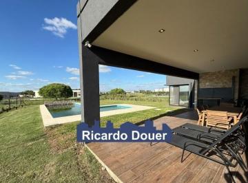 Casa · 200m² · 4 Ambientes · Casa en Venta en San Sebastian - Area 12, San Sebastian, Escobar