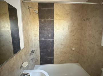 Departamento · 60m² · 2 Ambientes · 1 Cochera · Amplio Duplex de 1 Dorm en Complejo Cerrado de Categoria