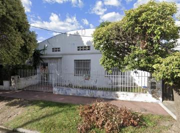 Bodega-Galpón , Córdoba · Amplio Galpón en Venta Barrio Santa Isabel