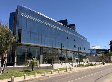 Local comercial · 385m² · Local Gastronómico en Pilar