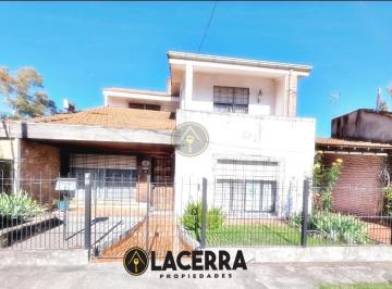 Casa · 100m² · 5 Ambientes · 2 Cocheras · Oportunidad Chalet 5 Amb Garaje, Jardín y Quincho – Sourdeaux
