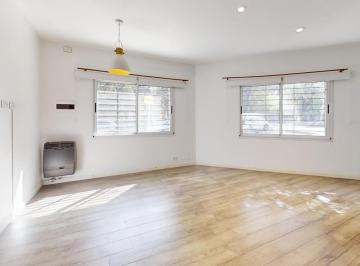 PH · 47m² · 2 Ambientes · PH en Venta de 2 Ambientes en Martinez