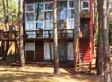 Casa de 5 ambientes, Mar de las Pampas · Lindisimo y Moderno Triplex en La Mejor Ubicacion de Mar de Las Pampas. 3/4 Dorm. - Impecable!