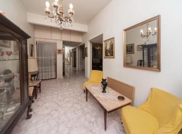 LIVING3 · Venta Departamento 3 Ambientes con Patio en Caballito
