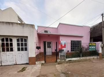PHA-PHA-48_2 · Casa de 3 Amb. con Garaje en Venta | Berazategui Centro