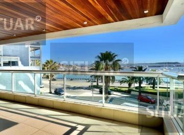 Departamento · 440m² · 5 Ambientes · 2 Cocheras · Departamento en Venta en Punta del Este