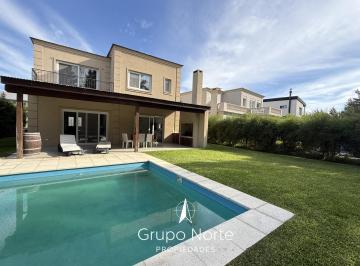 Casa · 200m² · 5 Ambientes · Casa en Venta en Los Castaños, Nordelta.