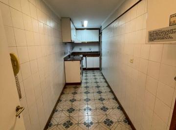 Departamento de 3 ambientes, Boedo · Dto 3 Amb. Sobre Av San Juan