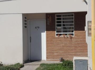 Casa de 3 ambientes, Centenario · Alq Duplex 2 Dorm. Centenario