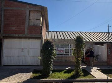 Casa de 5 ambientes, Cipolletti · Oportunidad Venta Casa Cipolletti Rio Negro Apto Credito