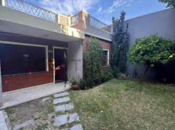 PH · 66m² · 3 Ambientes · 1 Cochera · Venta PH 3 Amb C/patio y Terraza Propia en Caseros