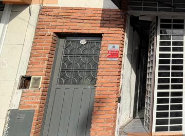 Oficina comercial · 16m² · 1 Ambiente · Oficina 16 m² en Pa P/ Escalera - Tablada