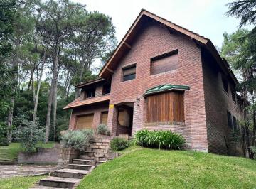 Casa · 1100m² · 9 Ambientes · 2 Cocheras · Casa en Venta Cariló