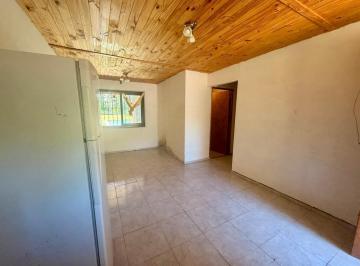 Casa · 150m² · 4 Ambientes · 2 Cocheras · Venta Casa 2 Dorm. con Piscina. Roldán