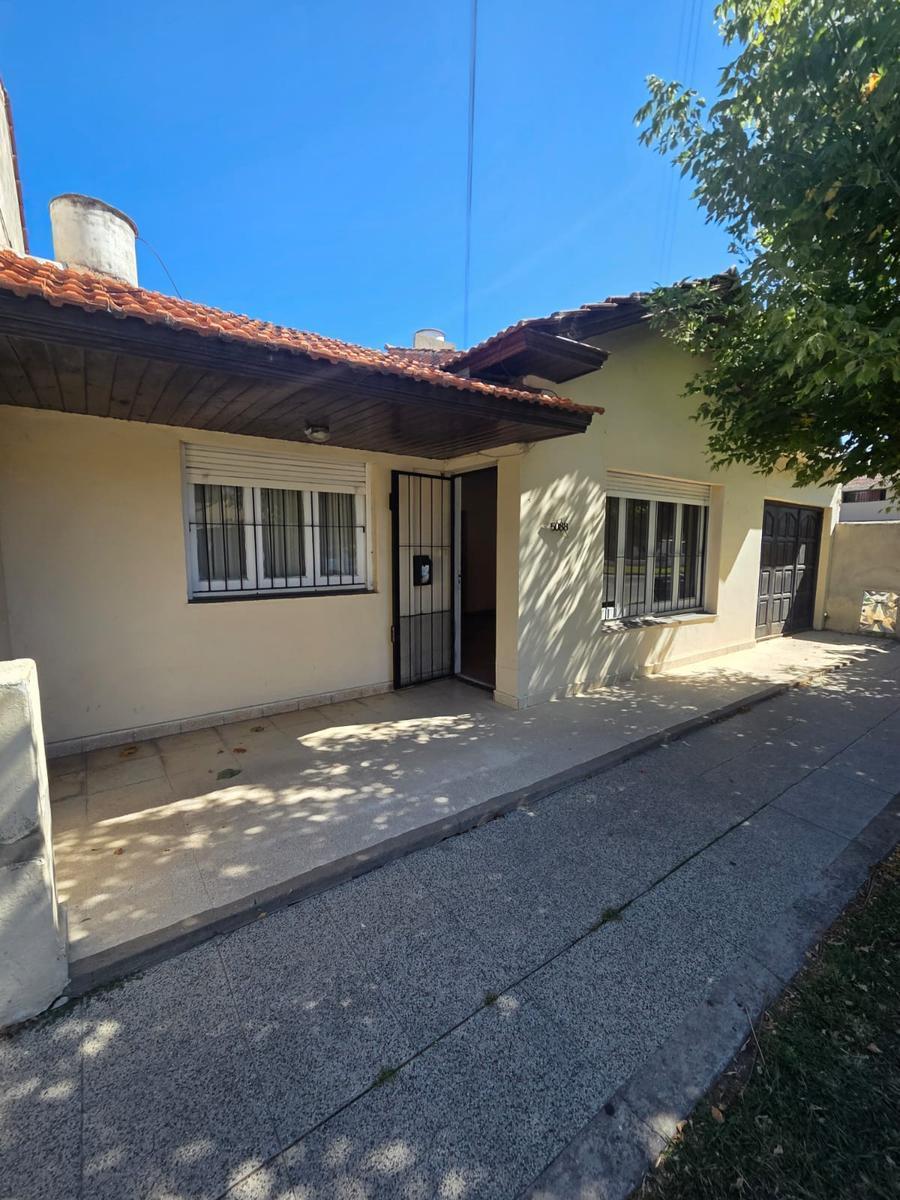 Chalet 3 amb en estado original, 85m² en Villa Primera