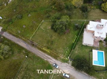 Terreno · 710m² · Terreno en Tanti