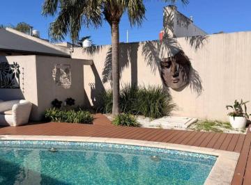 Casa de 6 ambientes, Córdoba · Casa en Venta de 3 Dorm.