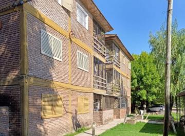 Departamento de 3 ambientes, Esteban Echeverría · Dpto 2 Dorm. Muy Buen Estado Monte Grande