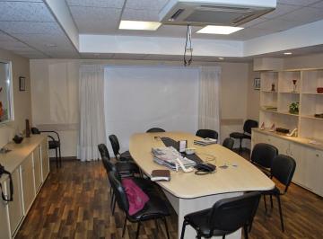 Depósito de 7 ambientes, Mataderos · Deposito - Oficinas con Showroom y Laboratorio
