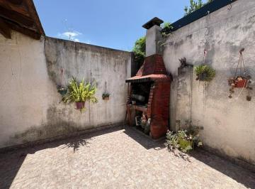Departamento · 110m² · 3 Ambientes · Casa en Venta - 2 Dorm. 1 Baño - San Miguel
