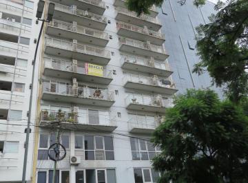 Departamento de 1 ambiente, Constitución · Comodo Monoambiente Amoblado y Equipado. Lima y San Juan.