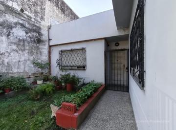 Casa · 120m² · 5 Ambientes · 2 Cocheras · Casa en Caseros