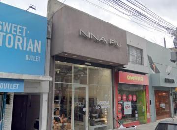 Local comercial · 70m² · 1 Ambiente · Local en Zona Outlet Calle Aguirre y Gurruchaga 70 m². 5 X 13 m