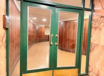 Departamento de 5 ambientes, Rosario · Oportunidad en Pleno Centro: Semipiso 3 Dorm. con Balcón y Vista Abierta