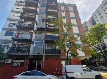 Departamento · 57m² · 3 Ambientes · 3 Ambientes Amplios Planta Baja Al Frente C/ Patio