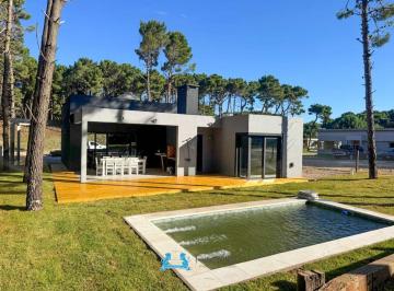 Casa de 4 ambientes, Pinamar · Casa 185 m² 3 Dorm. Venta Barrio Pioneros - Pinamar