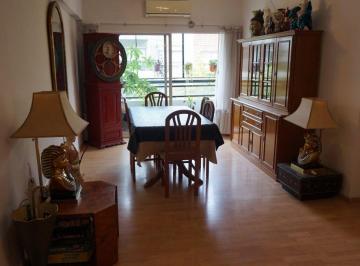 Departamento de 4 ambientes, Caballito · Hermoso Semipiso Al Frente, Excelente Ubicacion, a 1 Cuadra de Av Pedro Goyena, y 3 de Av Rivadavia