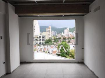 Departamento · 81m² · 3 Ambientes · 1 Cochera · Departamento de 2 Dorm. en Calle 20 de Febrero y 12 de Octubre [ser Dueño]