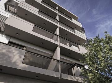 Departamento · 83m² · 2 Ambientes · 1 Cochera · Departamento de 2 Dorm. en Calle 20 de Febrero y 12 de Octubre [ser Dueño]