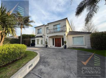 Casa · 205m² · 6 Ambientes · 2 Cocheras · Casa en Venta Barrio El Centauro Canning