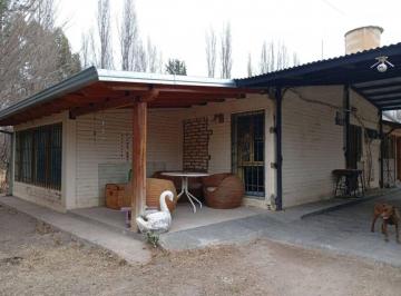 Casa de 3 ambientes, San Rafael · Propiedad en Villa 25 de Mayo: Casa con Amplio Terreno