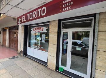 Local comercial · 60m² · Venta Fondo de Comercio Carniceria La Perla