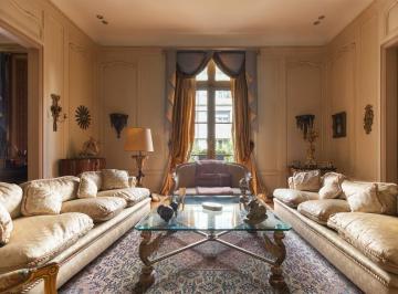 Departamento · 526m² · 11 Ambientes · 1 Cochera · Juncal y Suipacha