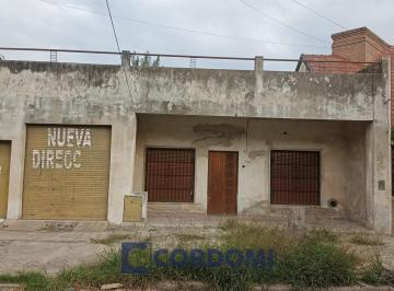 Casa · 152m² · 4 Ambientes · 1 Cochera · Venta de Casa en Quilmes Oeste a Refaccionar en Inmejorable Barrio a 300 m de Av Calchaquí