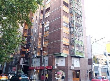 Oficina comercial · 93m² · 4 Ambientes · Departamento en Moron